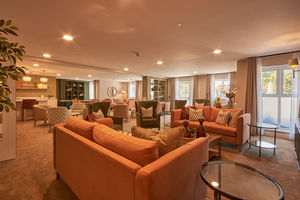 Communal Lounge- click for photo gallery
